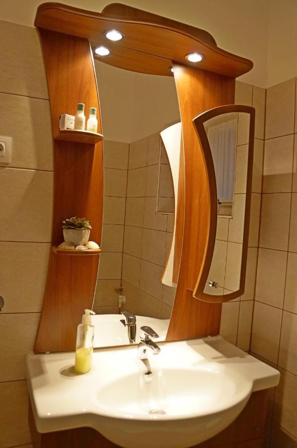 Fenyves Vendeghaz Apartment Babolna Exterior photo